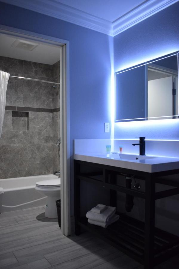 Willow Tree Inn & Suites Los Angeles Bagian luar foto