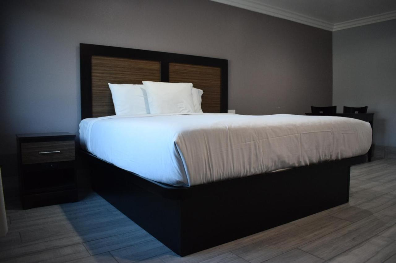 Willow Tree Inn & Suites Los Angeles Bagian luar foto